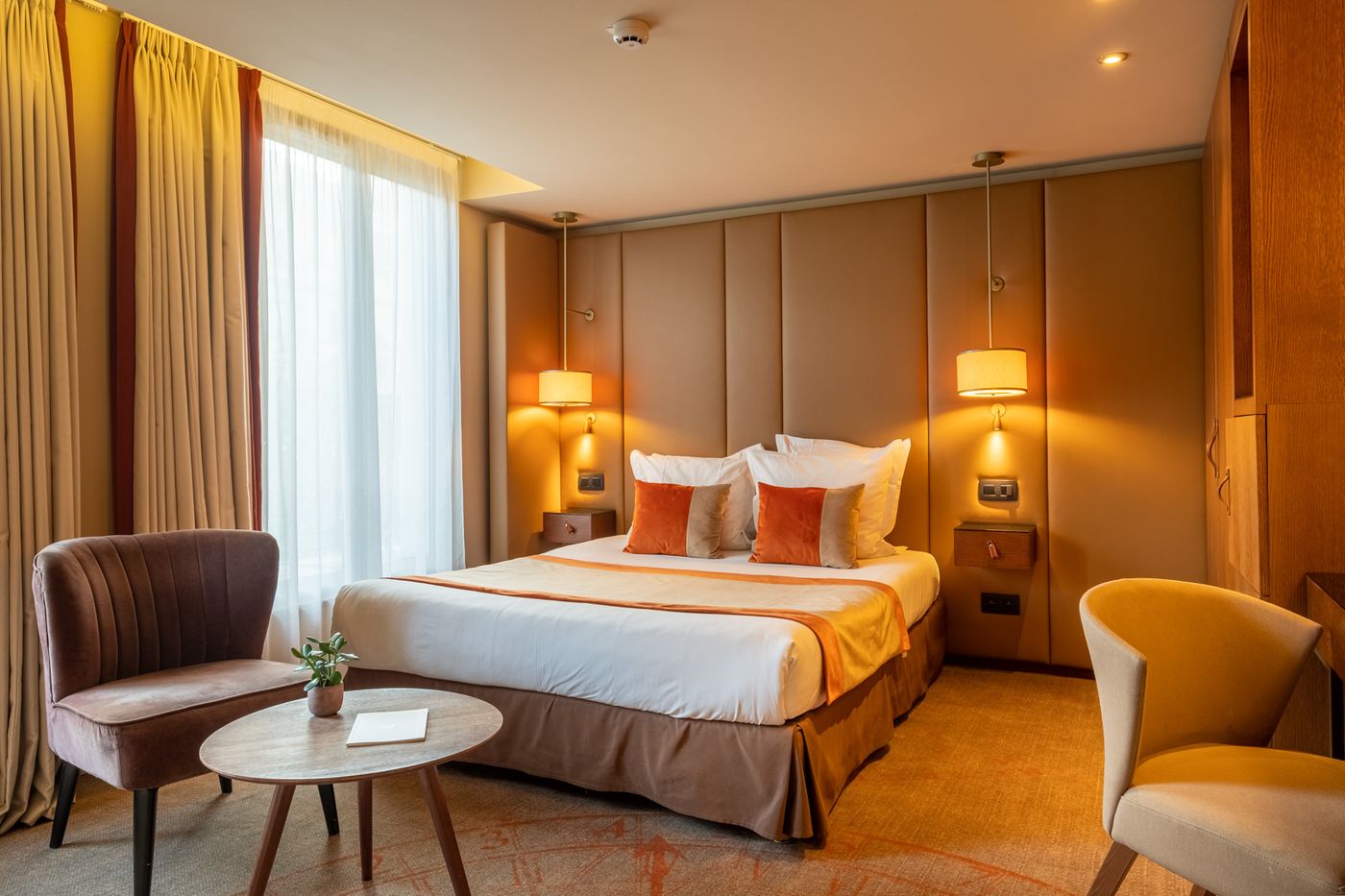 Hotel-La-Bourdonnais-by-Inwood-Hotels-Room-18