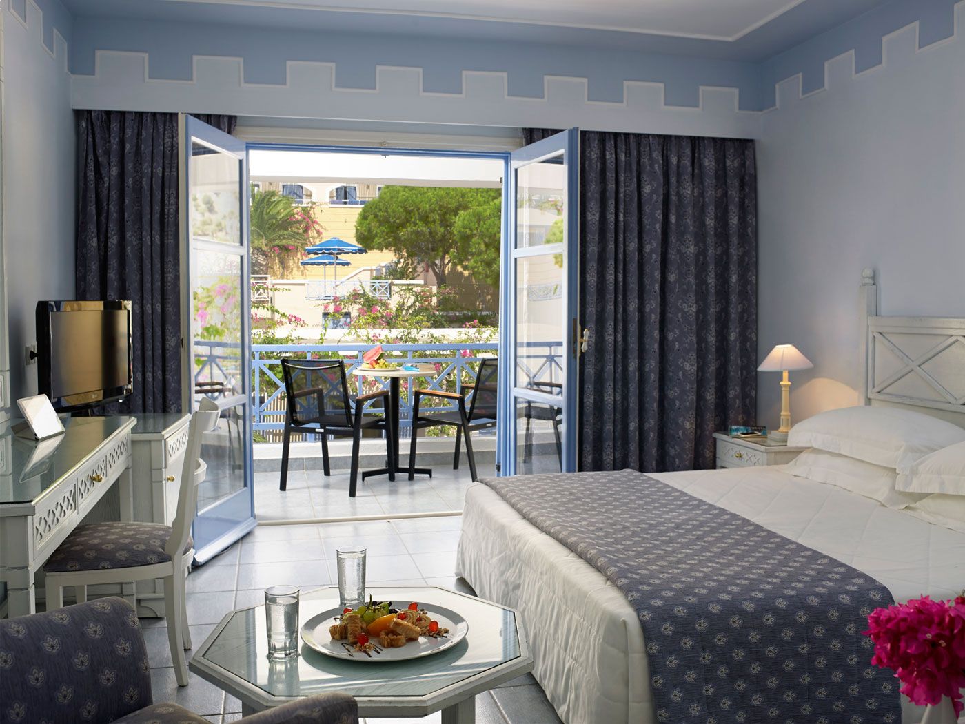 Summer-Palace-Room-24