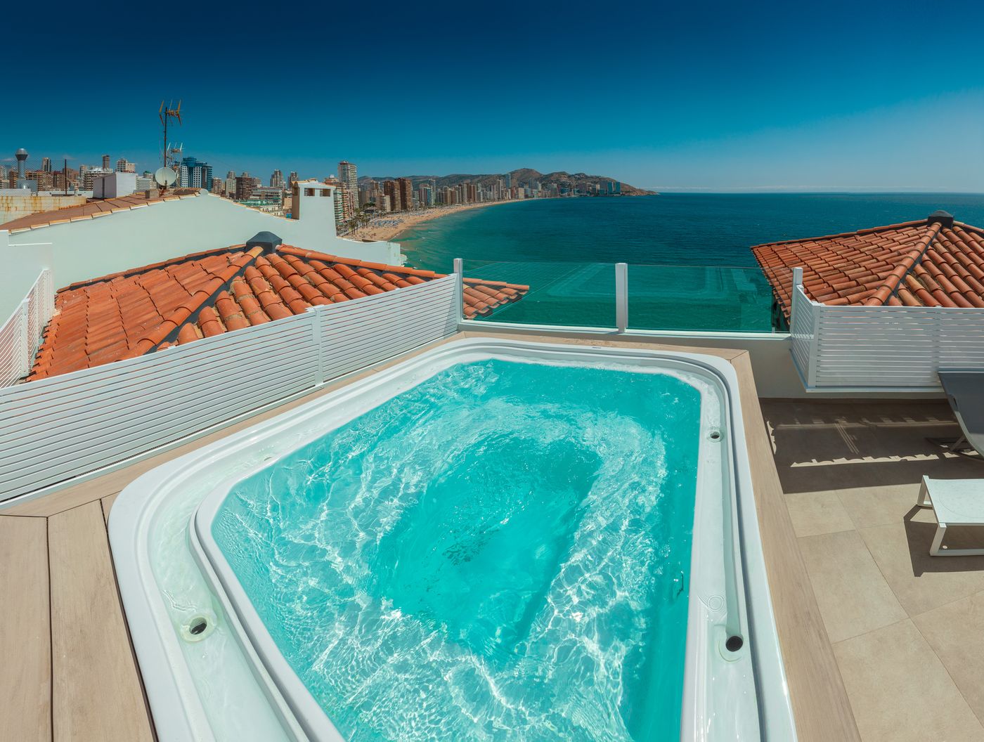 Gastrohotel-RH-Canfali-Pool-30