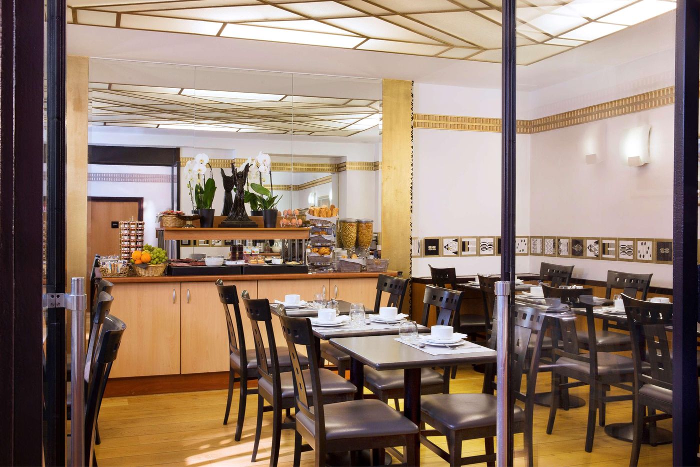 Hotel-Opera-d-Antin-Restaurant-30