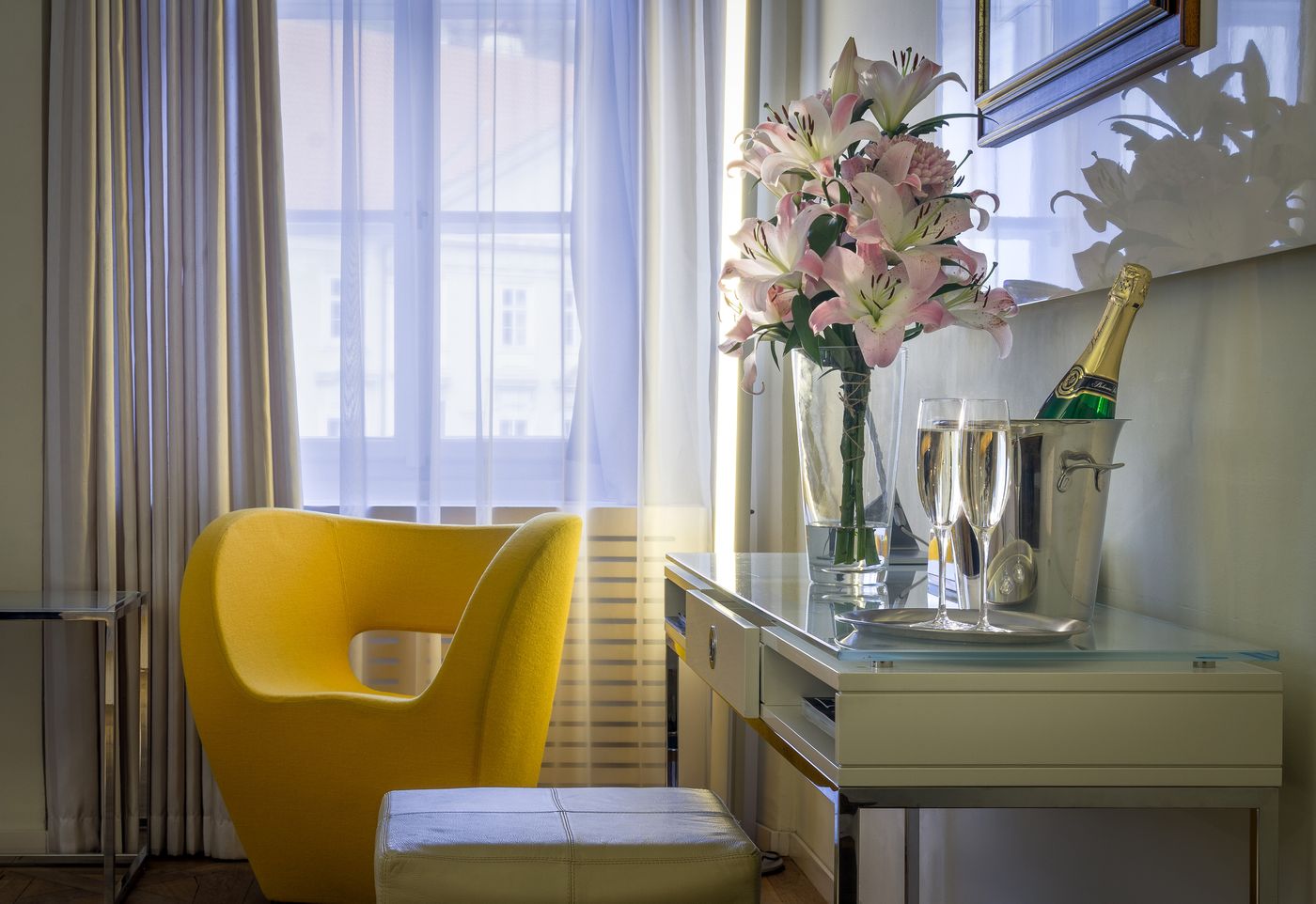 Three-Storks-Hotel-Room-28