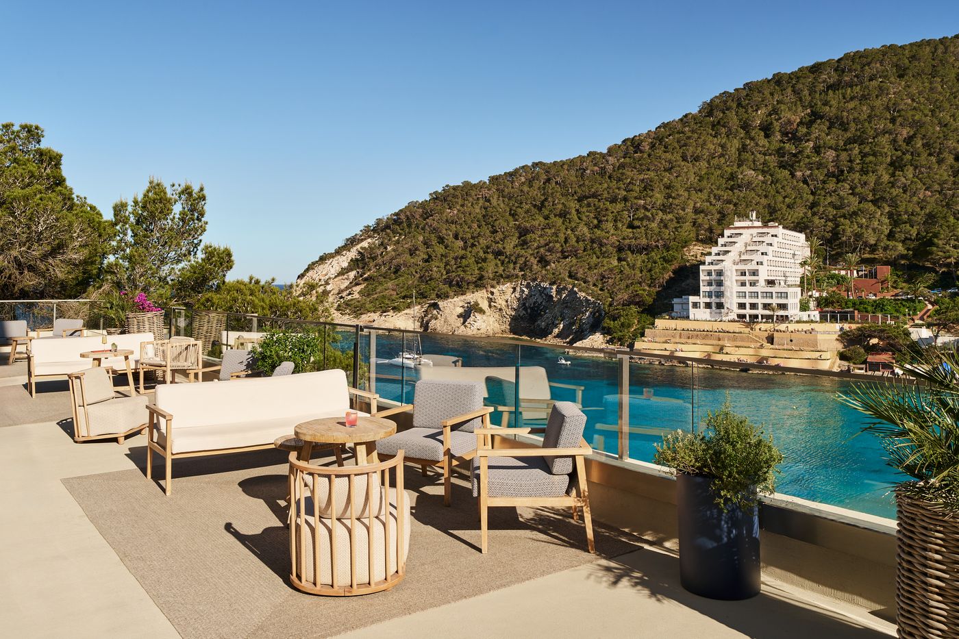 mondrian and hyde restaurants