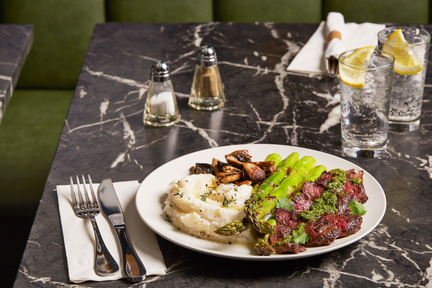 Indigo-Nyc-Financial-District-Restaurant-38