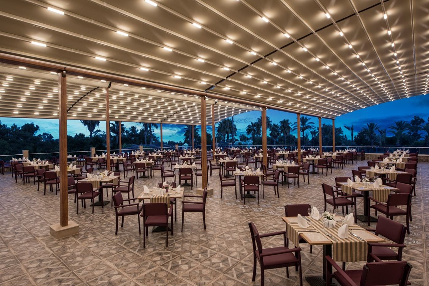 Delphin BE GRAND Resort