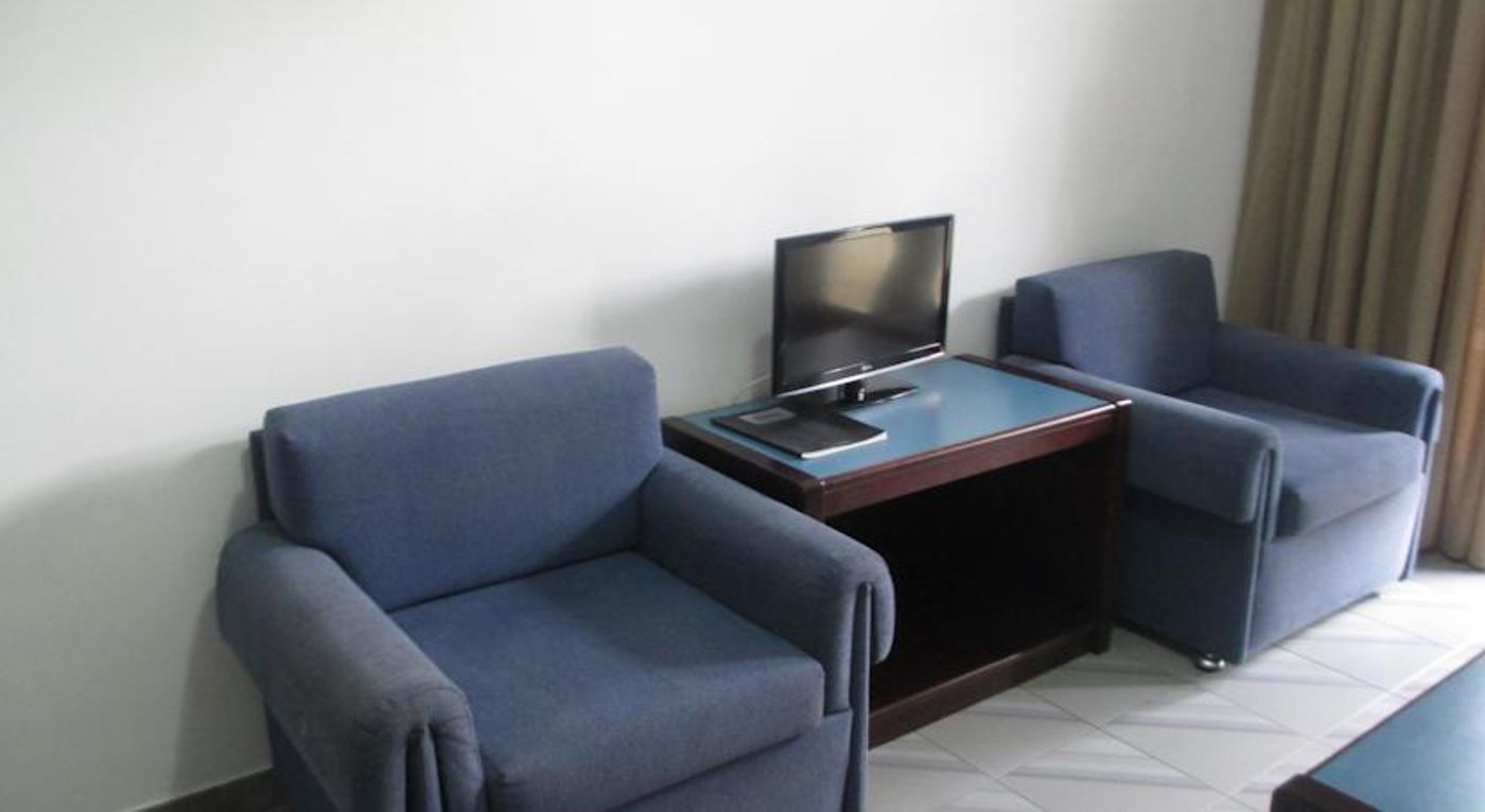 Atrium Zenon Apartments