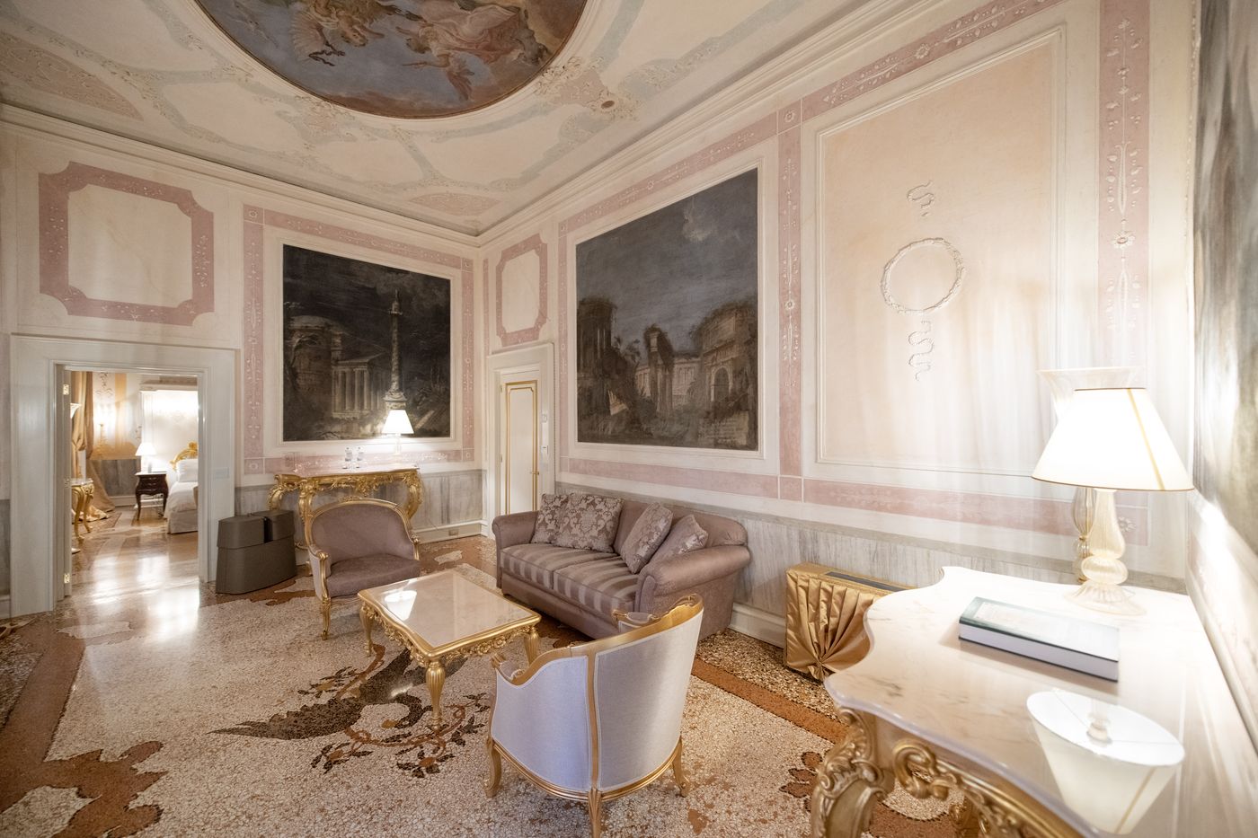 Ca-Bonfadini-Historic-Experience-Room-9