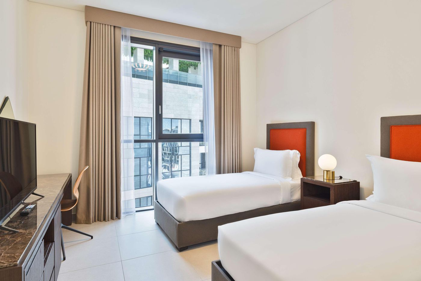 DoubleTree-by-Hilton-Doha-Downtown-Room-39