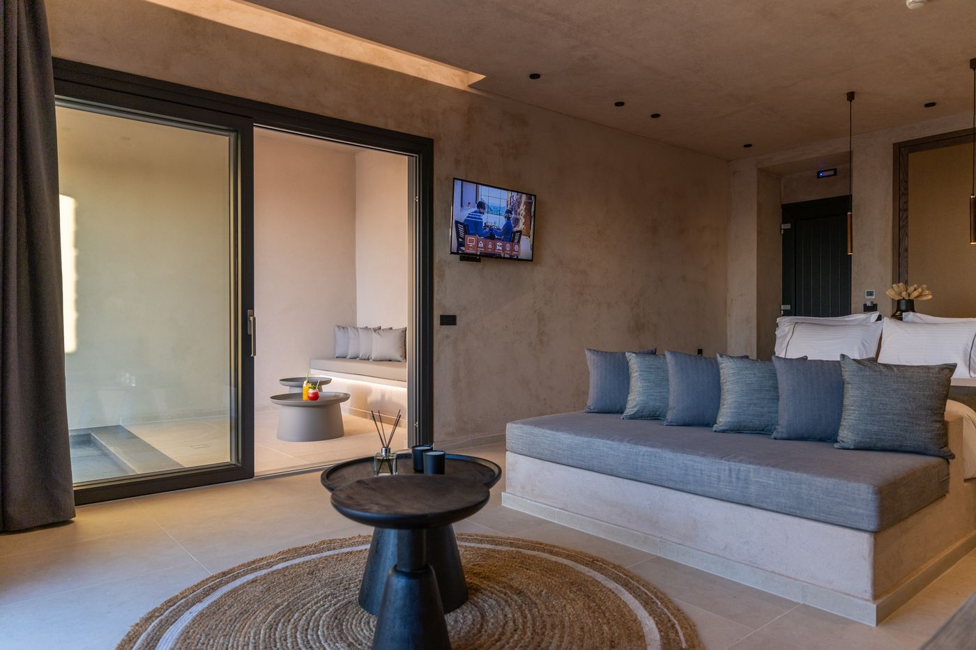 North-Santorini-A-Luxury-Spa-Hotel-Room-22