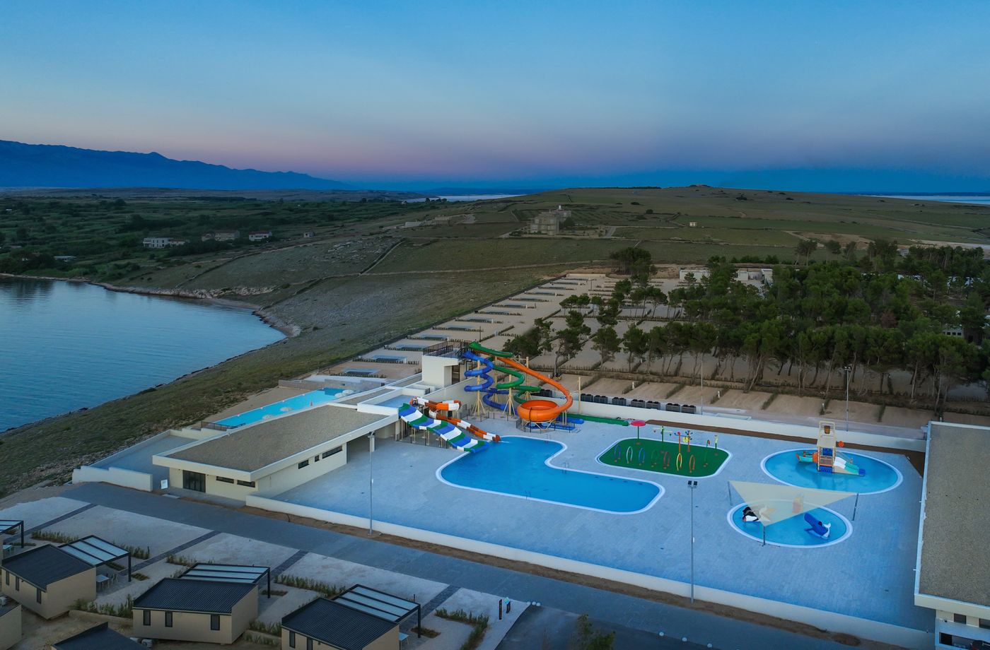 Aminess-Avalona-Camping-Resort-Pool-1