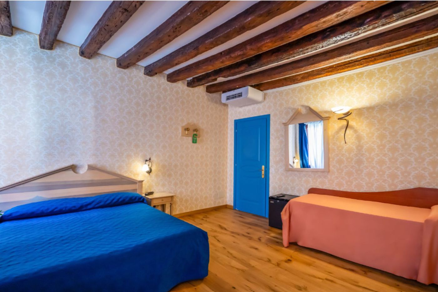 Tintoretto-Hotel-Room-15