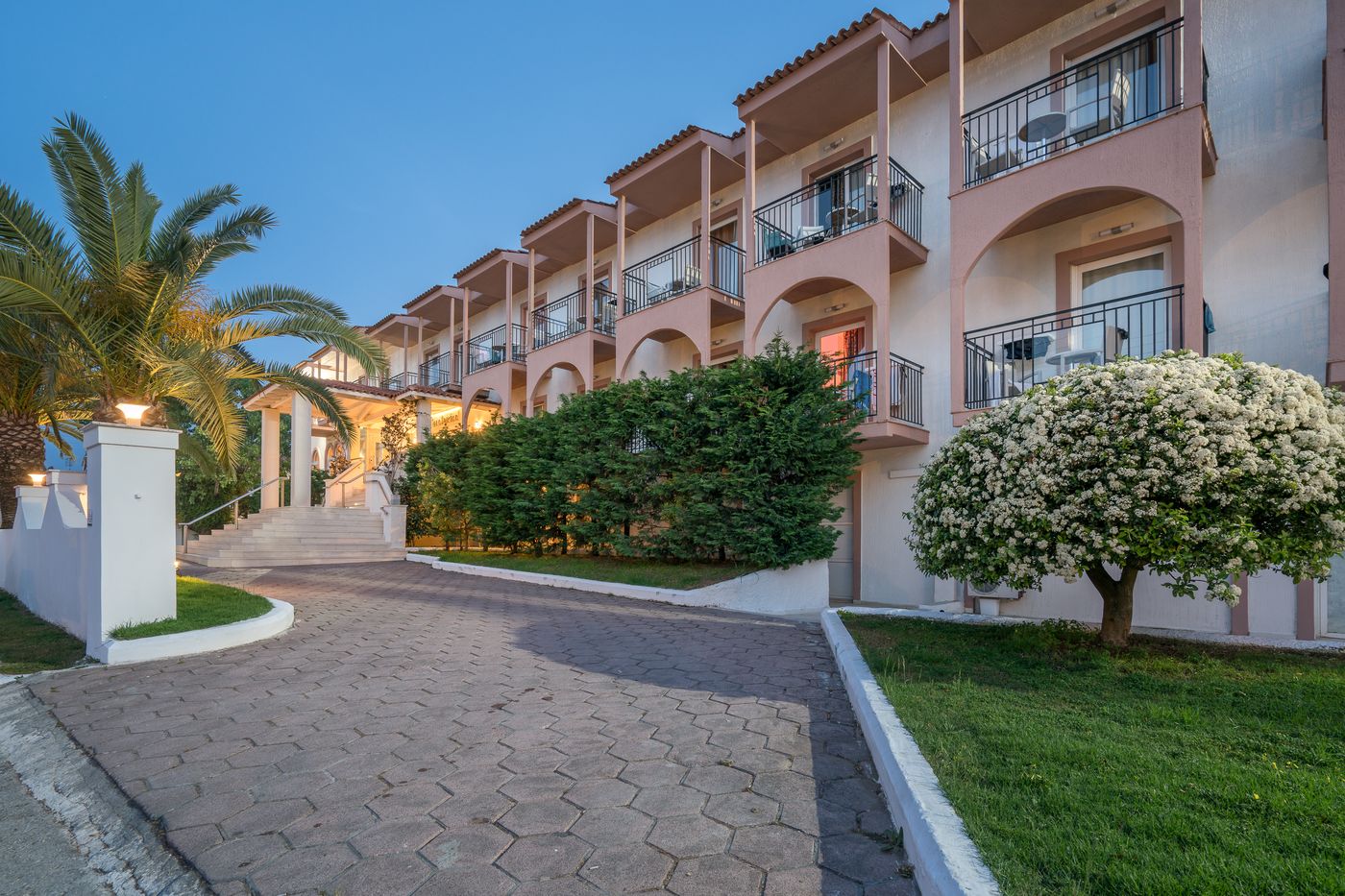 Best-Western-Zante-Park-Hotel-General-view-19