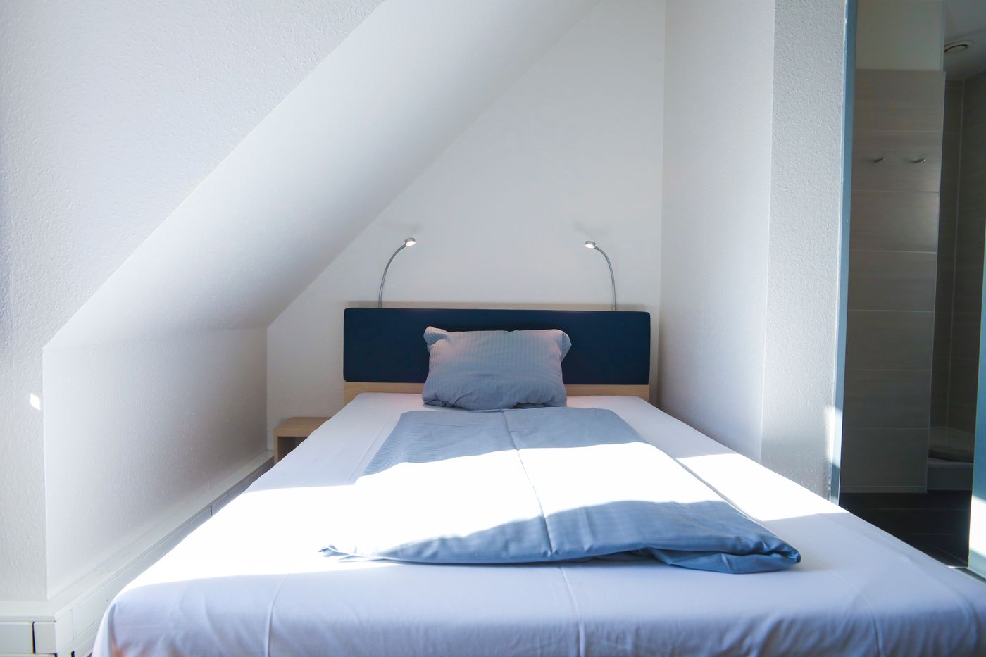 Acama-Kreuzberg-Hotel-Hostel-Room-29