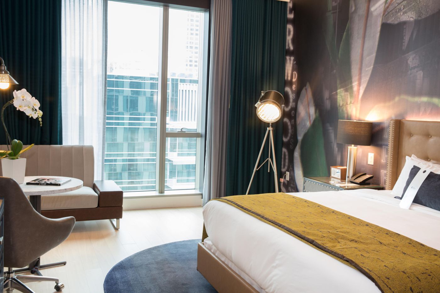 Hotel-Indigo-Los-Angeles-Downtown-Room-26