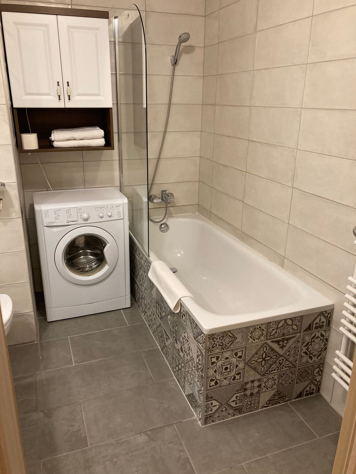 Vagabond-Broadway-Room-51