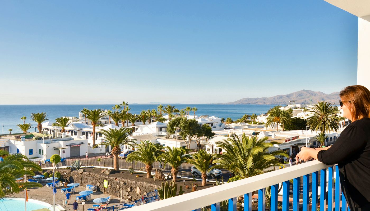 Ereza-Apartamentos-Los-Hibiscos-Room-12