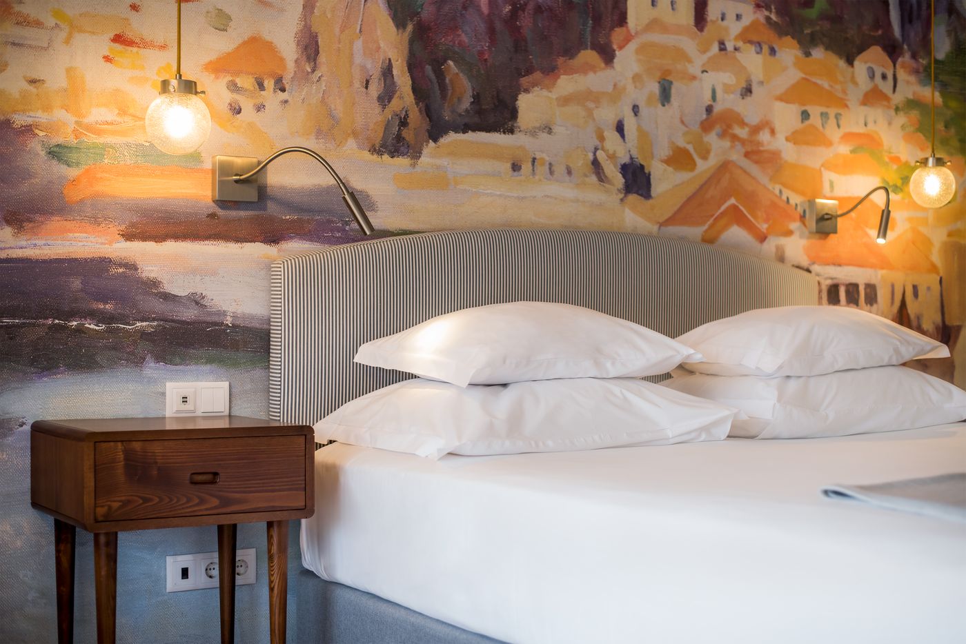 Pestana-Churchill-Bay-Room-20