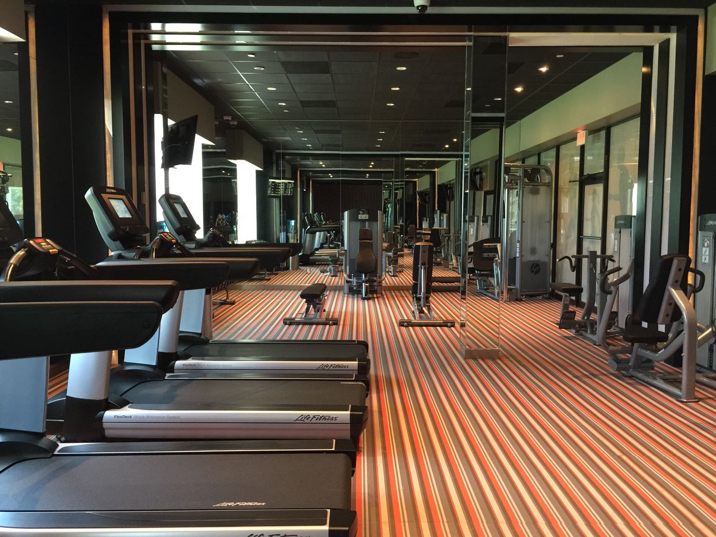 Melia-Nassau-Beach-All-Inclusive-Sports-and-Entertainment-70