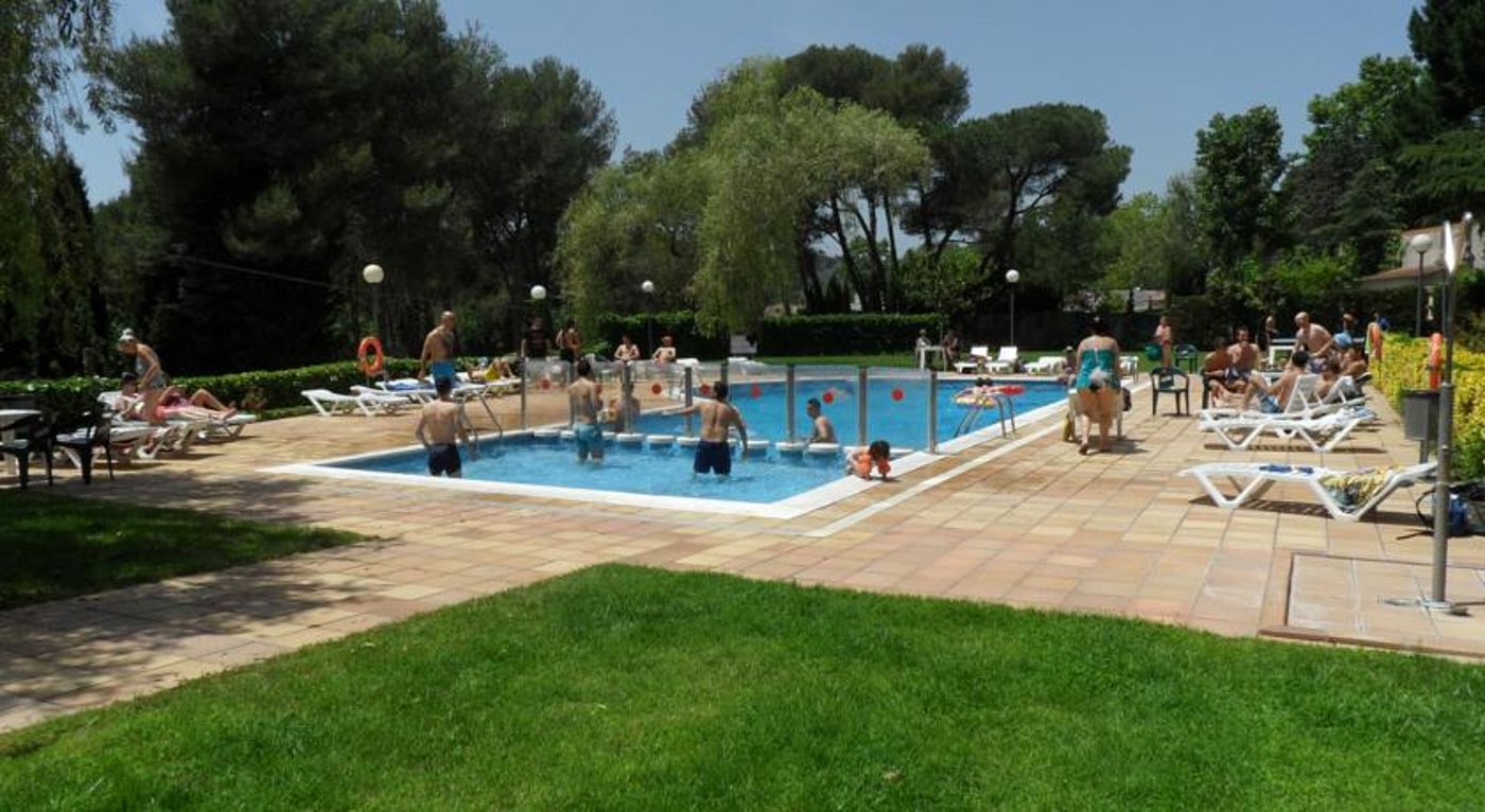 Las Mariposas Apartments