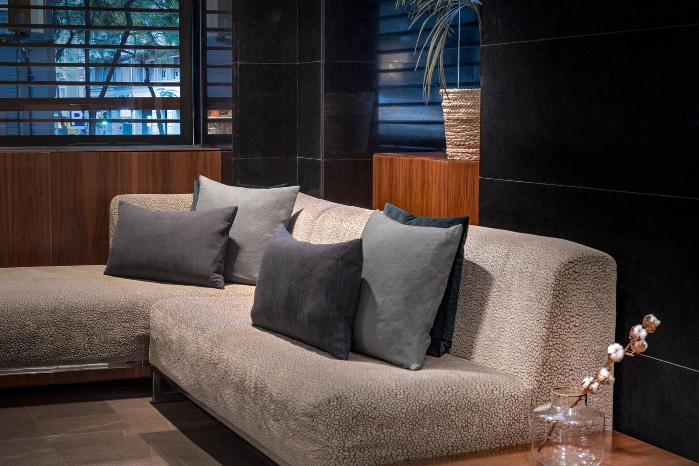 AC Barcelona Irla-Spain-BARCELONA-Lobby-1