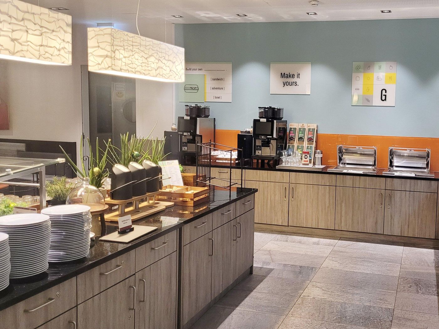 Select-Hotel-Berlin-The-Wall-Restaurant-56