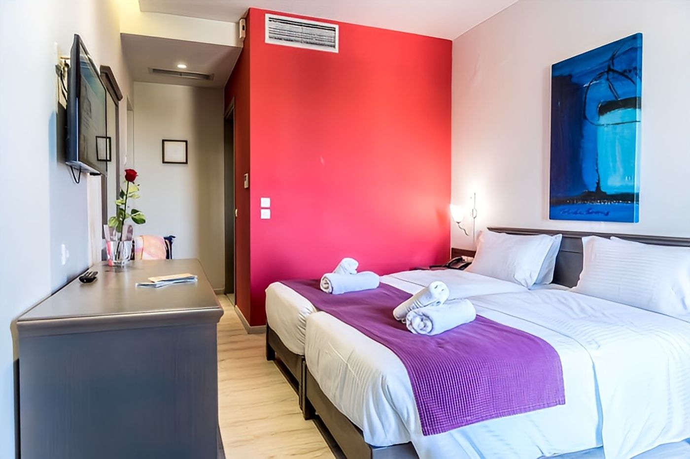 Castello-City-Room-16