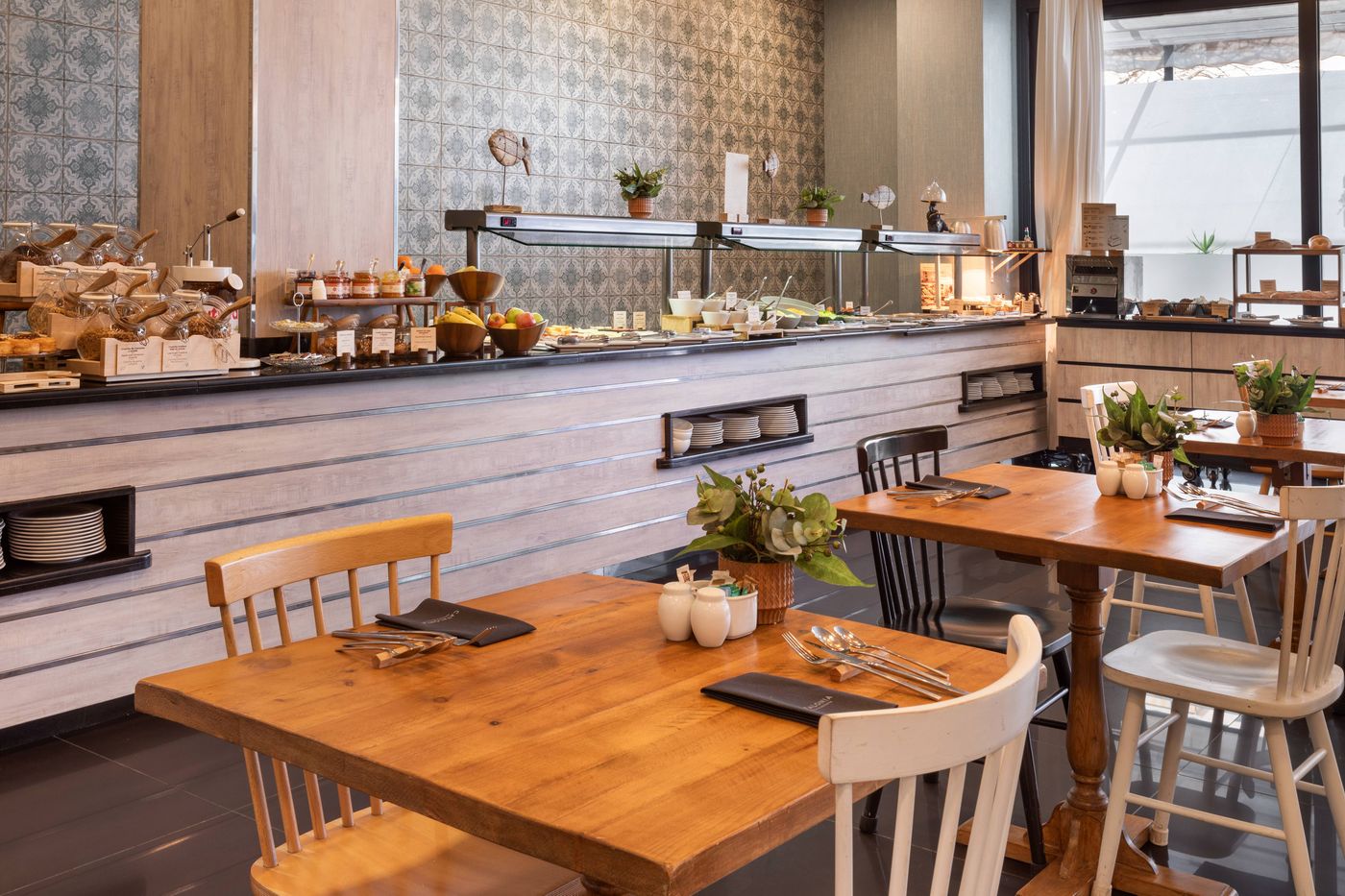 Vincci-Malaga-Restaurant-40