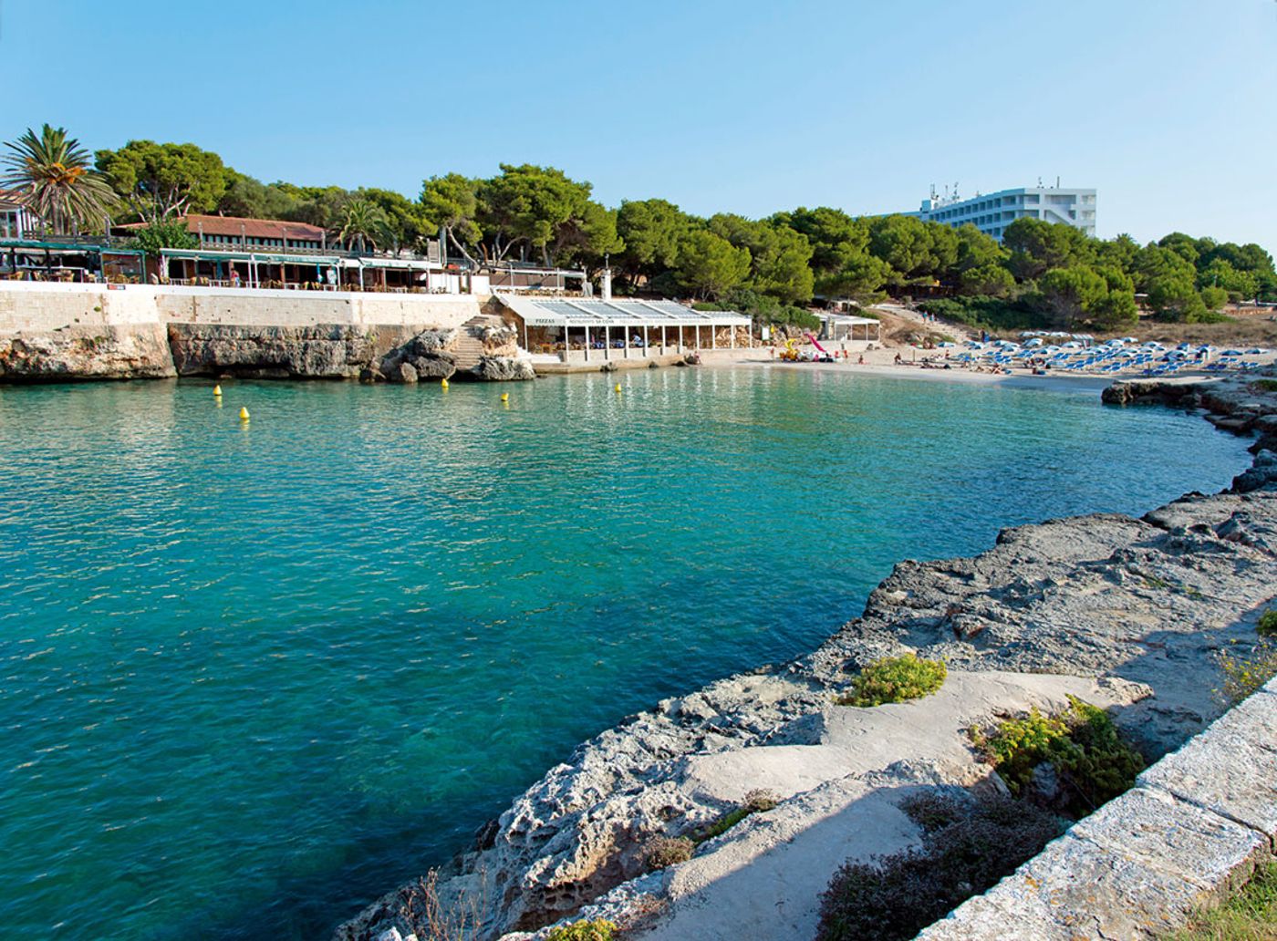 Cala Blanca Apartments