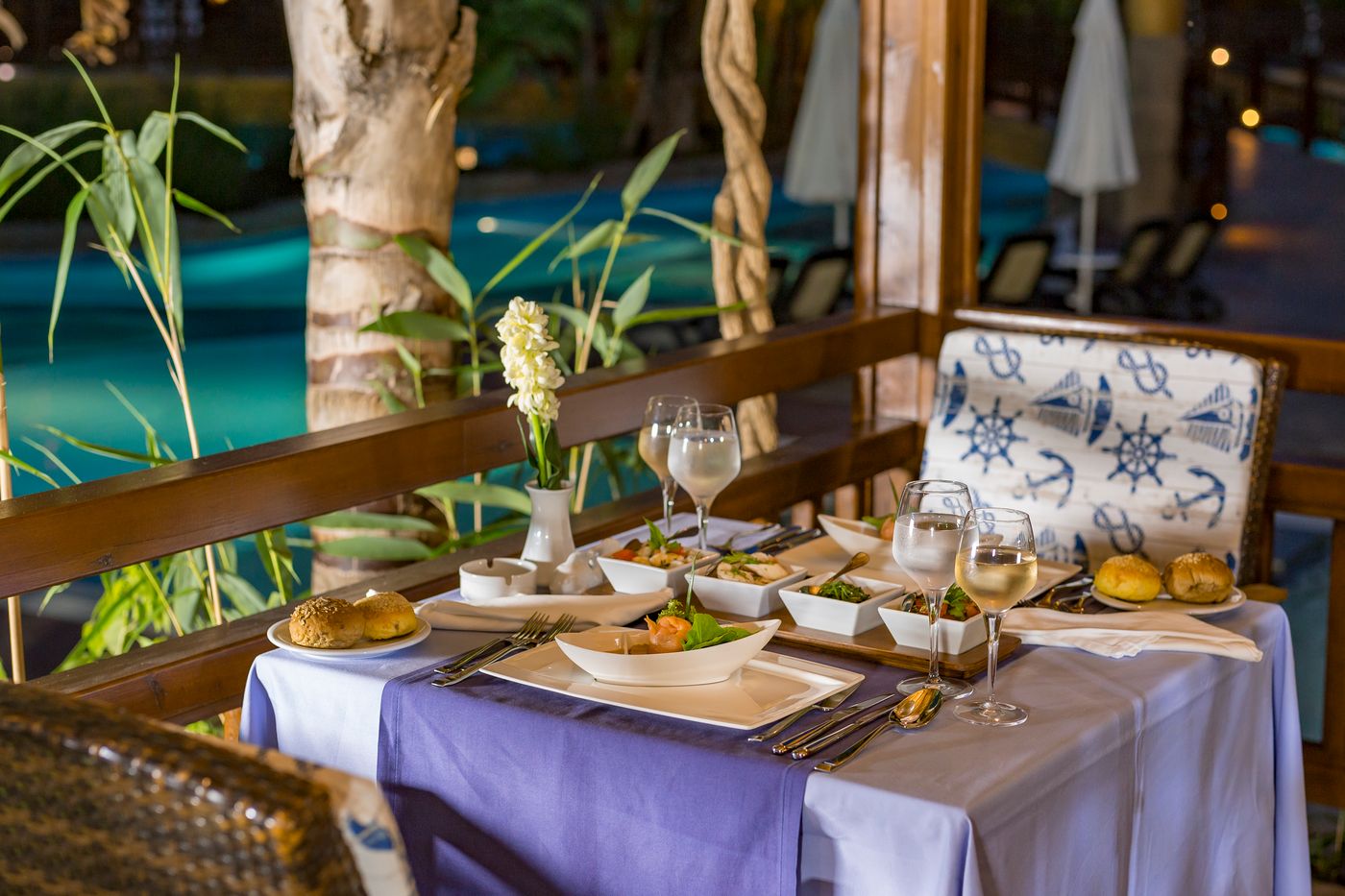 Royal-Dragon-Hotel-Restaurant-25