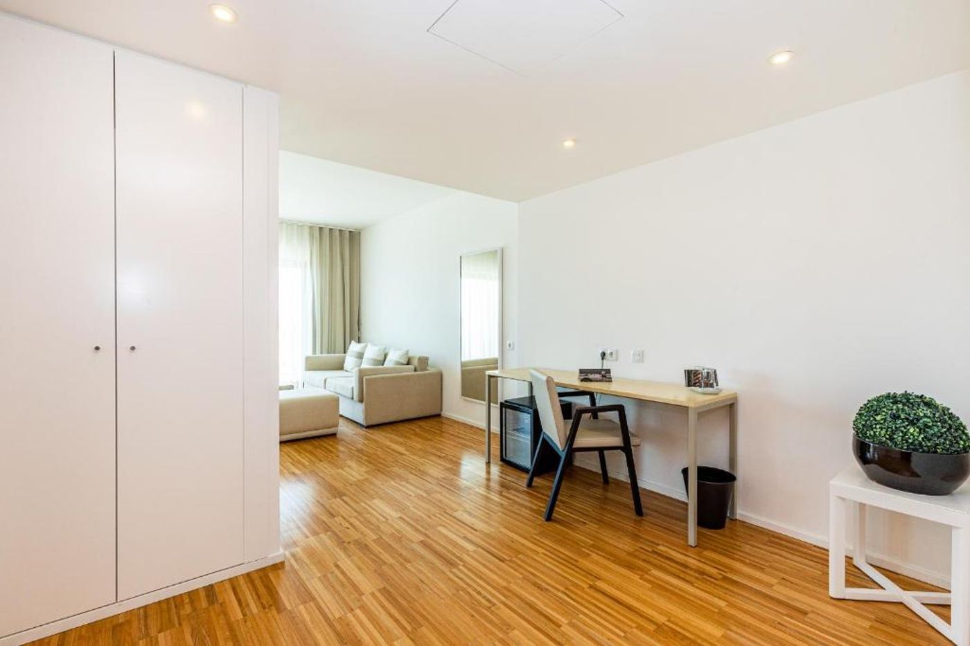 Algarve-Race-Hotel-Room-11