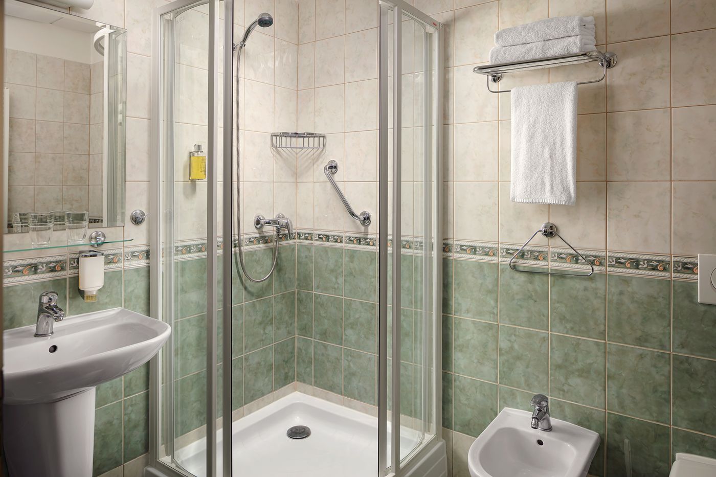 Alqush-Hotel-Downtown-Room-17