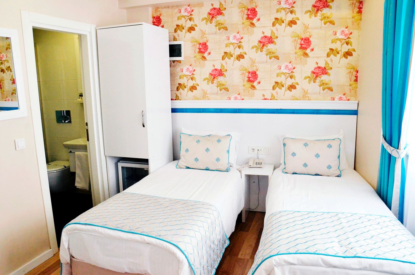 Star-Holiday-Room-17