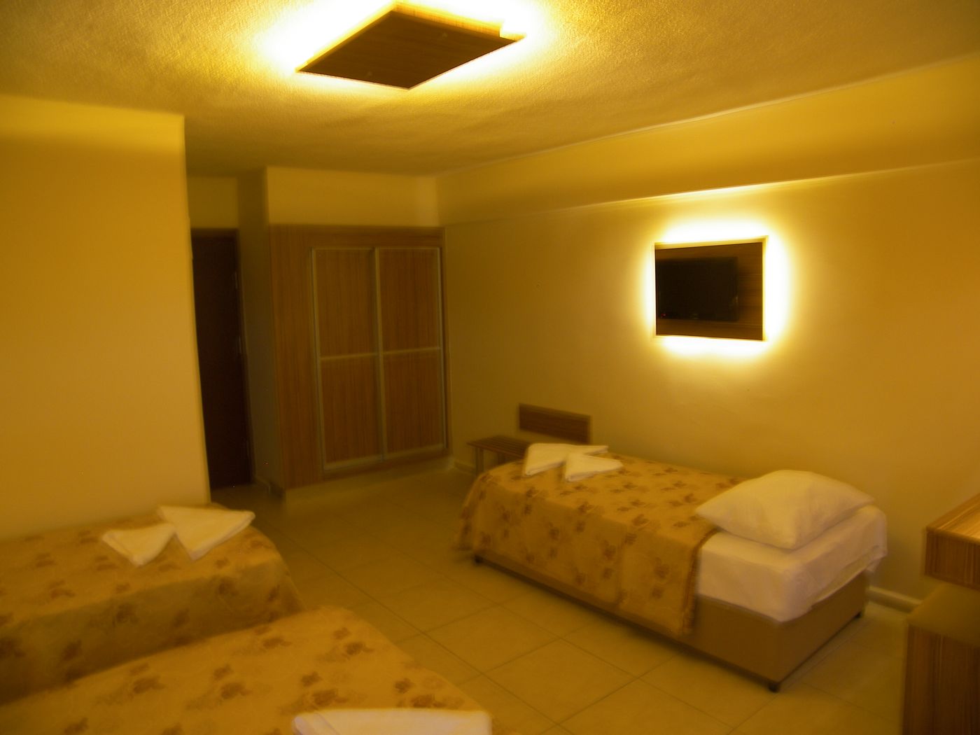 Rosary-Beach-Hotel-Room-30