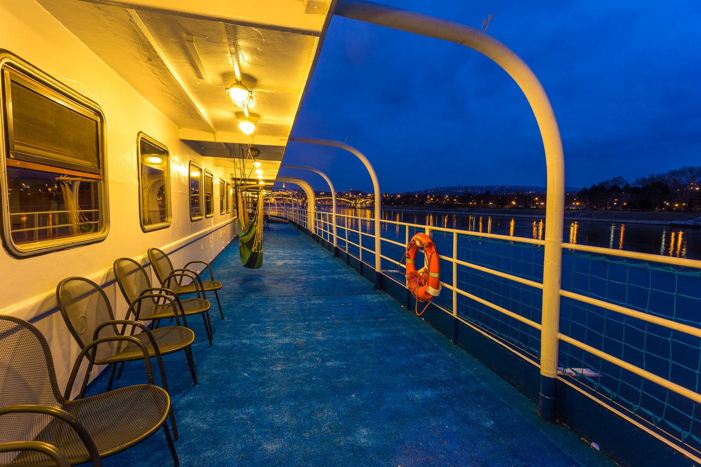 Fortuna-Boat-Hotel-Budapest-General-view-2