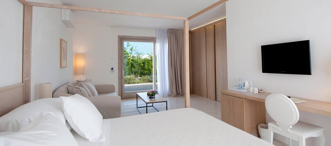 Furnirussi Tenuta-Italy-SERRANO DI CARPIGNANO SALENTINO-Room-6