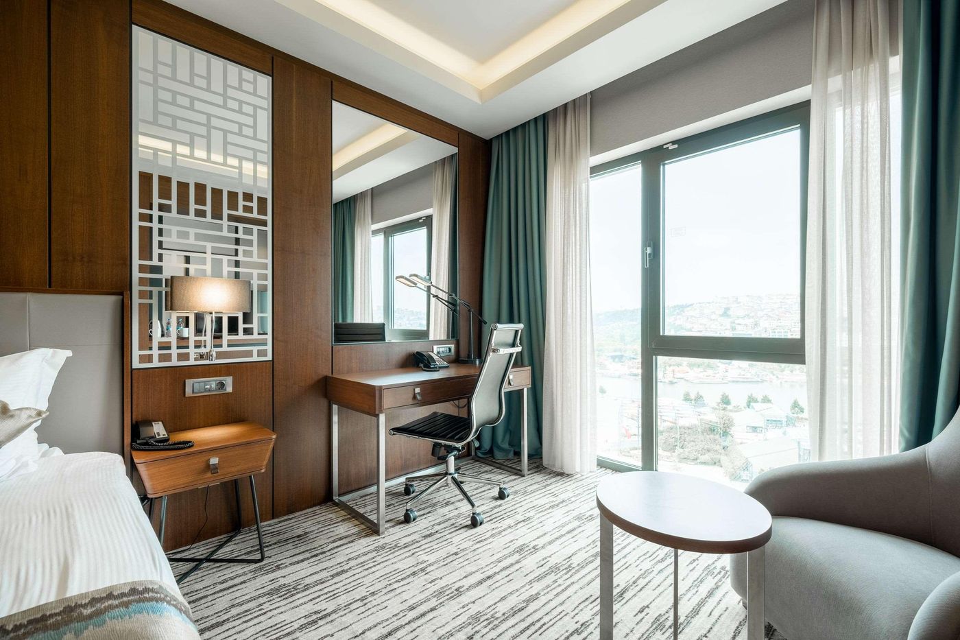 Clarion-Hotel-Istanbul-Golden-Horn-Room-10