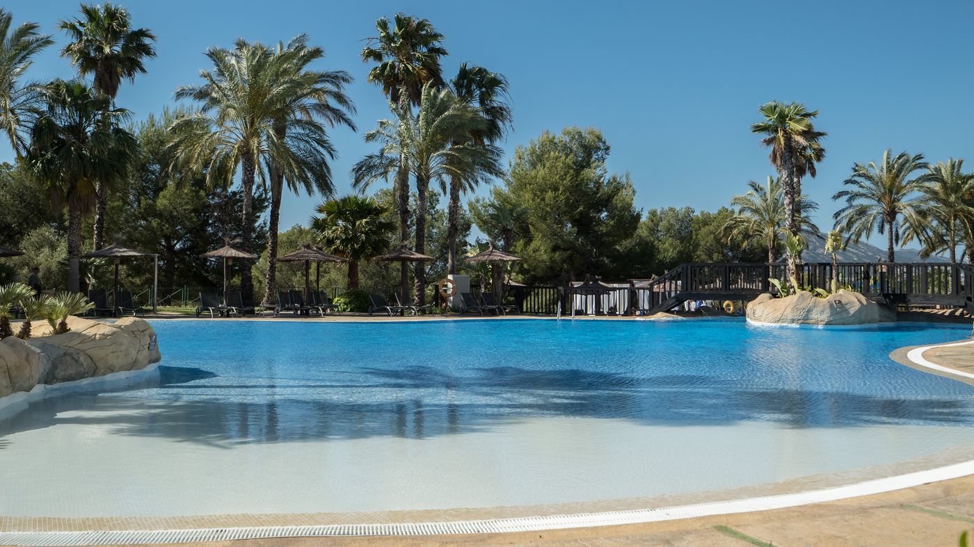 SH-Villa-Gadea-General-view-4