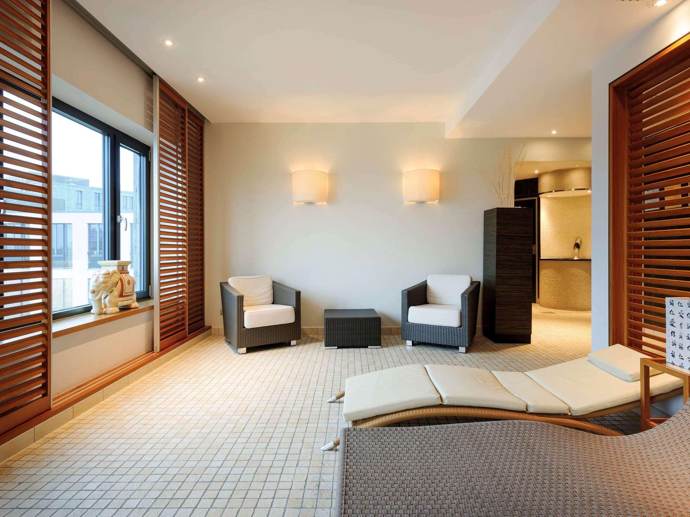 Novotel-Berlin-Am-Tiergarten-Sports-and-Entertainment-10