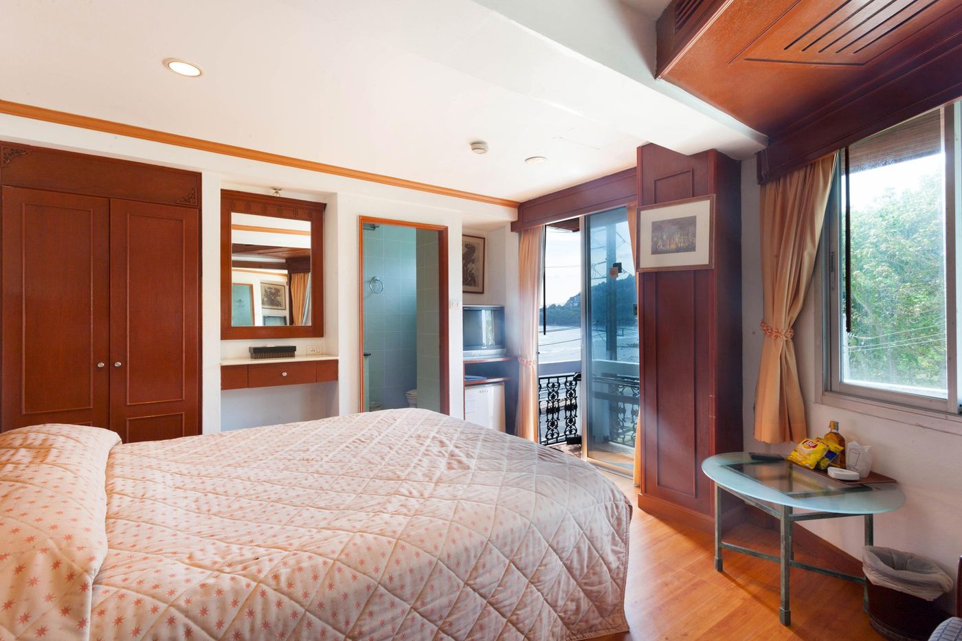 Orchid-Hotel-Kalim-Bay-Phuket-Room-28