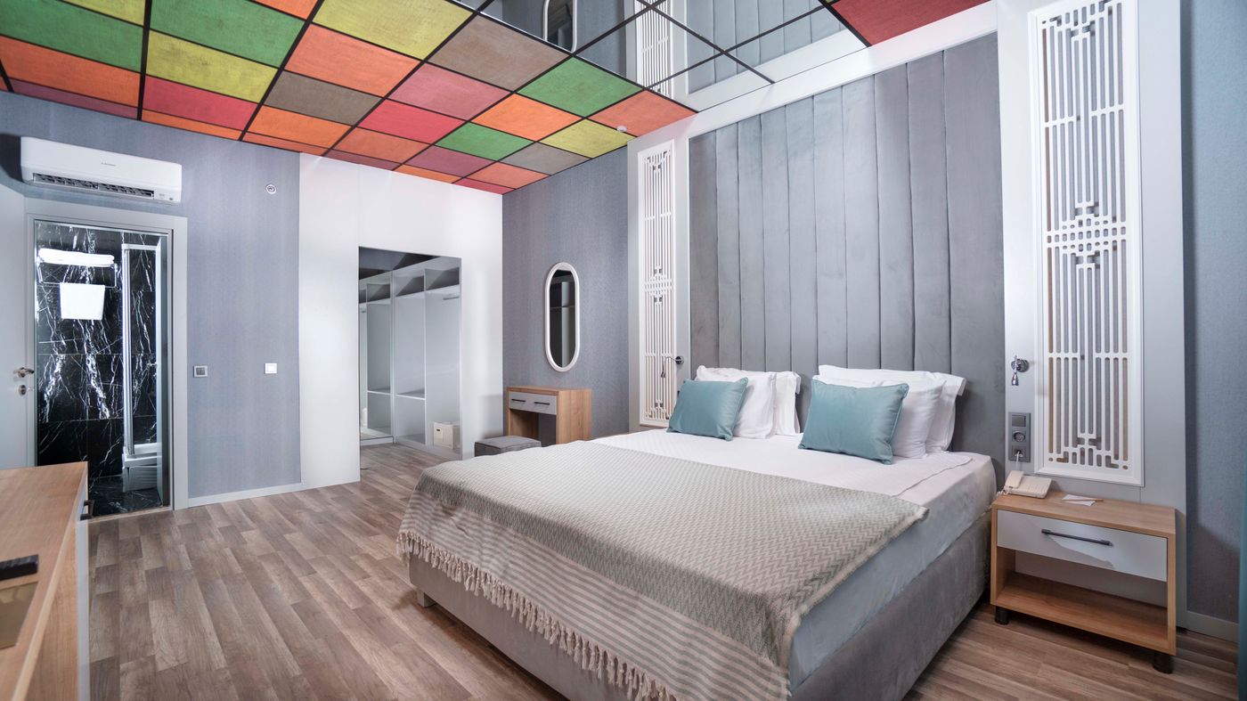 Siam Elegance Hotels & Spa