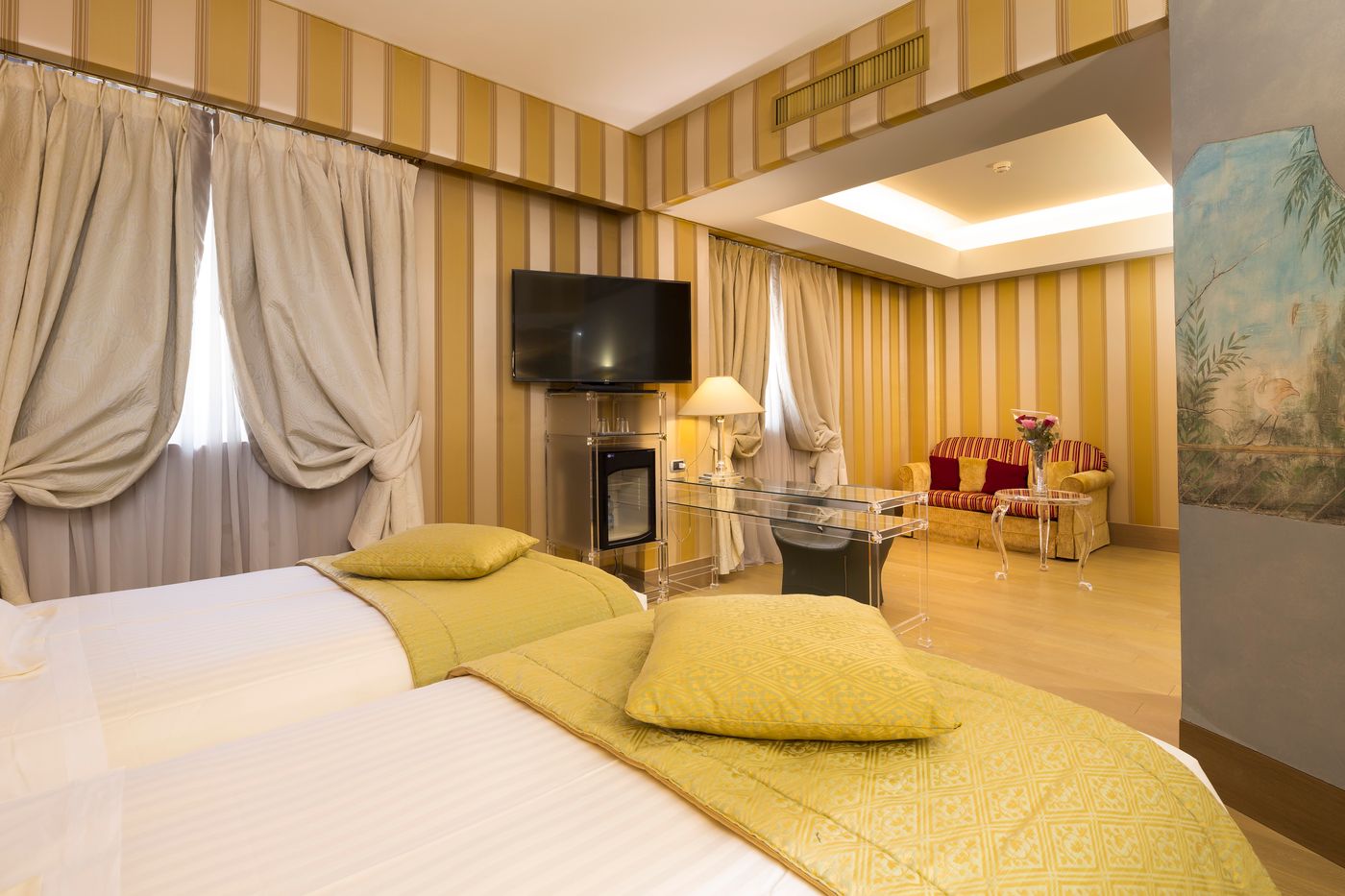 Antares-Hotel-Rubens-Room-2