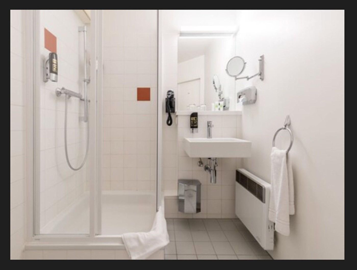 Azimut Hotel Wien - Austria - Vienna - Room - 8