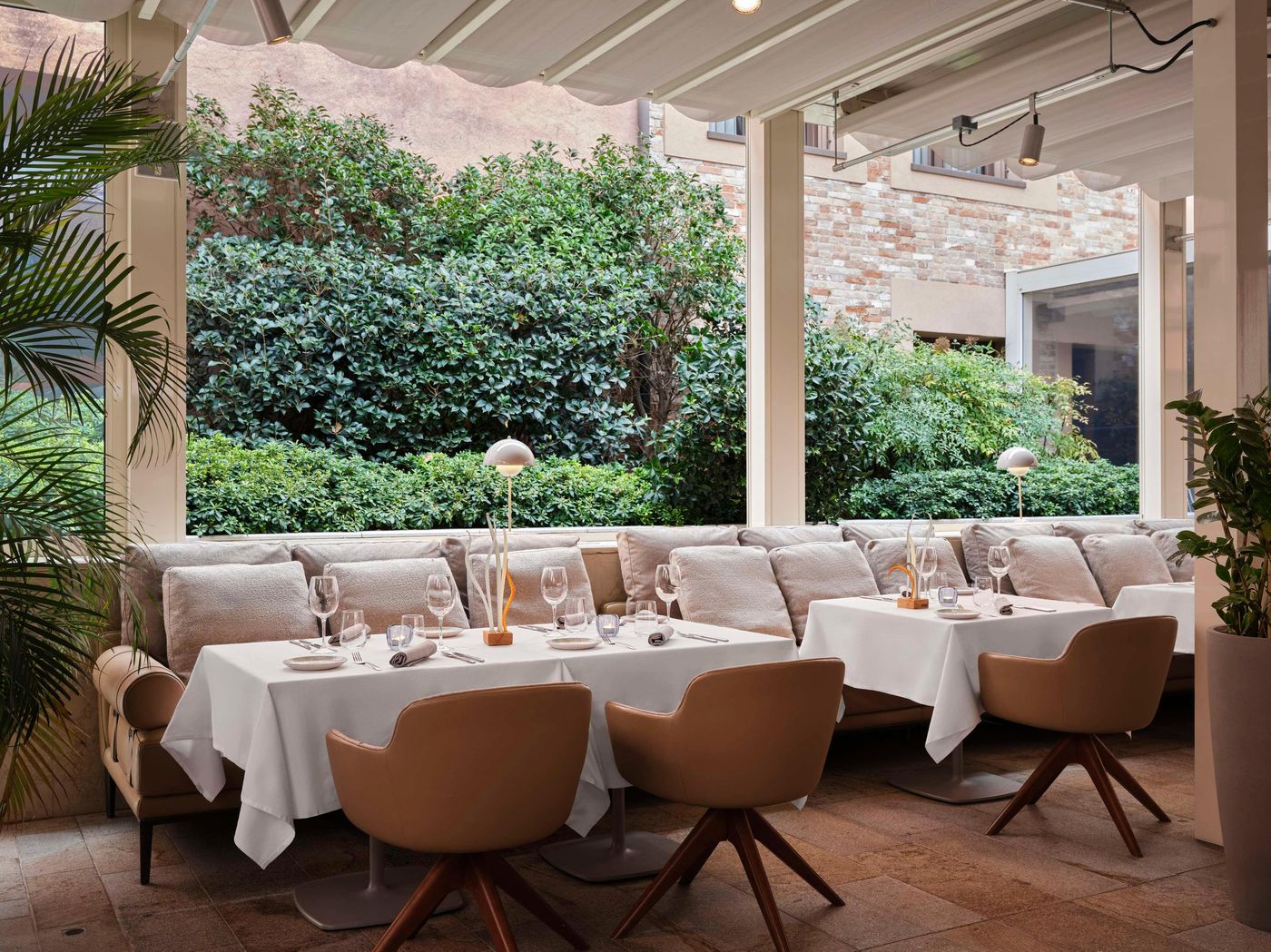 Hyatt-Centric-Murano-Venice-Restaurant-60