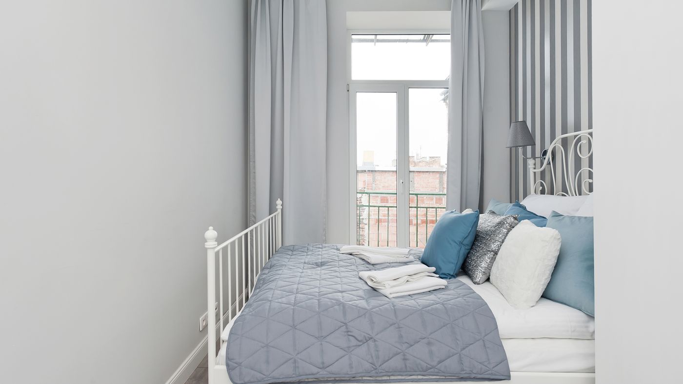 Old Town Krakow Apartment Sun & Snow-Poland-Krakow-Room-1