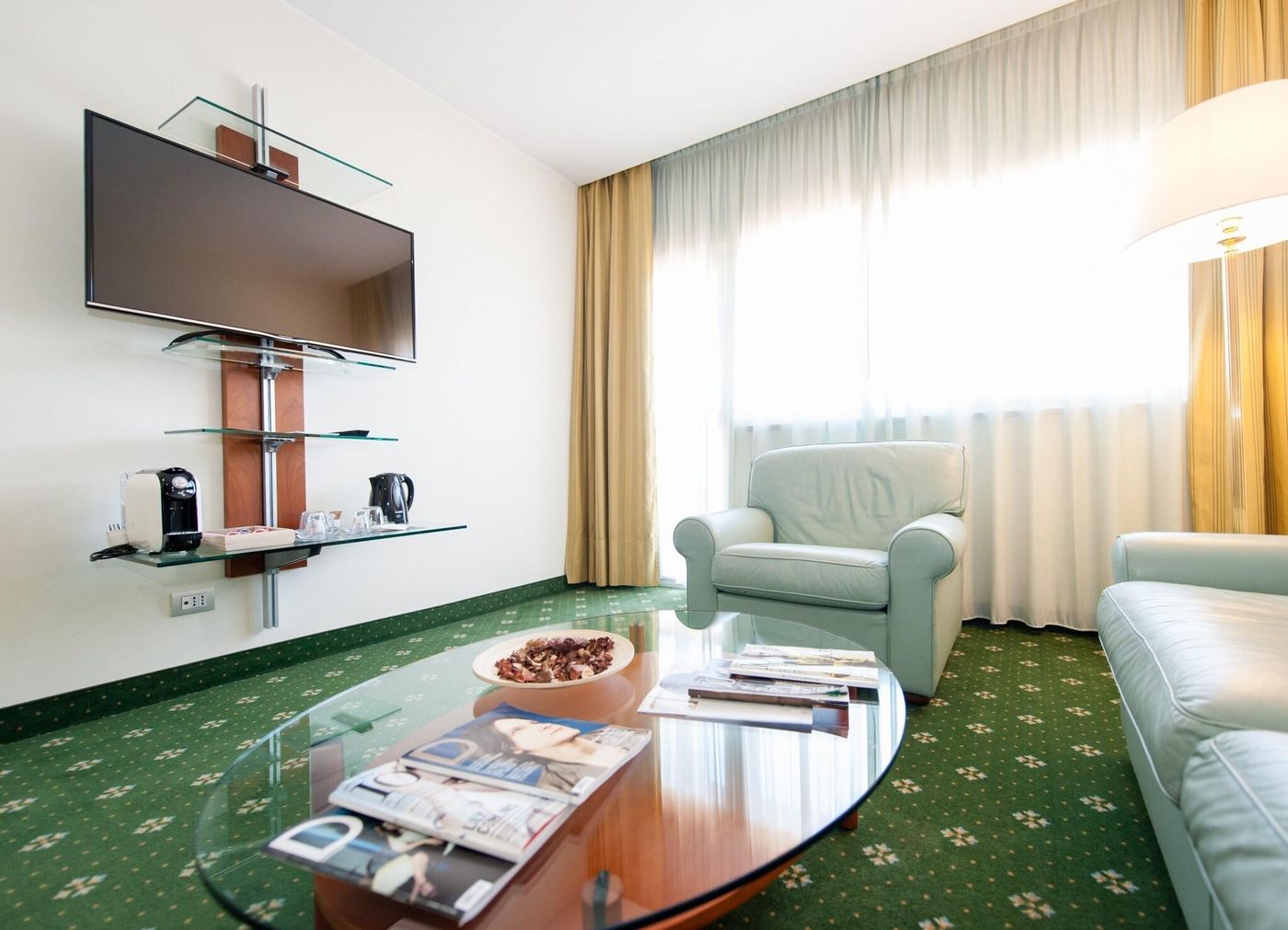 BV-Oly-Hotel-Room-11