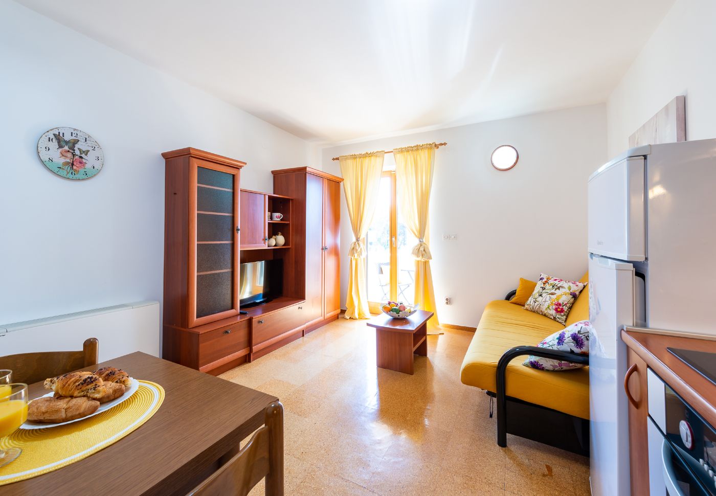 Apartments---Rooms-Cina-Room-5