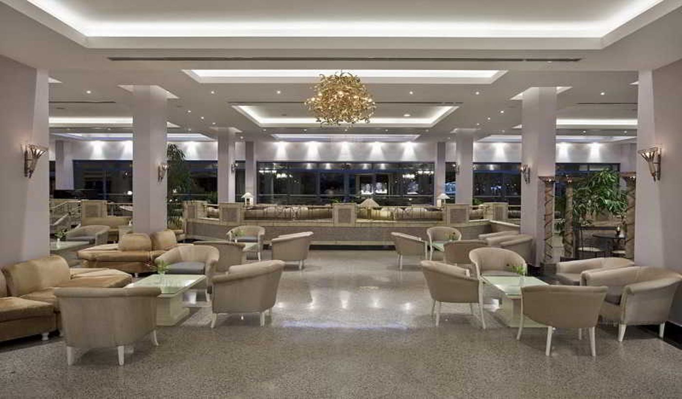 Sunrise-Resort-Hotel-Lobby-44