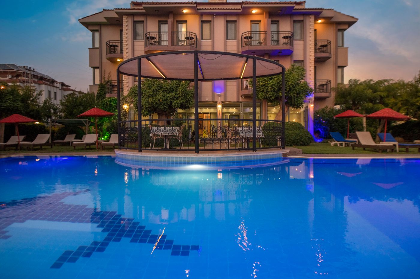 Golden-Moon-Hotel-General-view-2