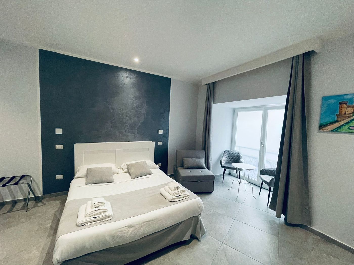 I Borbone - Italy - NAPLES - Room - 9