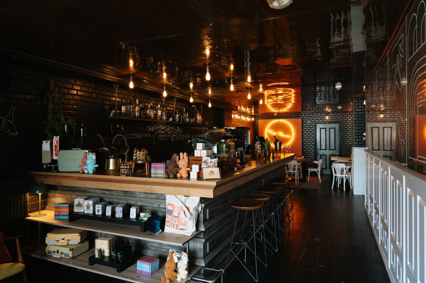 Max-Brown-Hotel-Canal-District--part-of-Sircle-Collection-Lobby-17