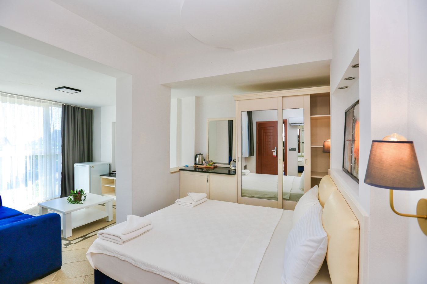 Sertil Deluxe Tropical Suites